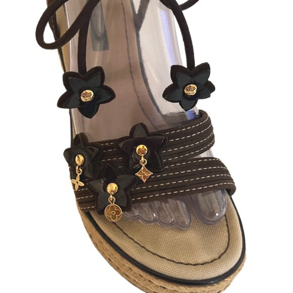 Louis Vuitton Brown Suede/Patent Leather Logo Charms Wedge Sandals Sz 36.5 -6.5 - Picture 9 of 16